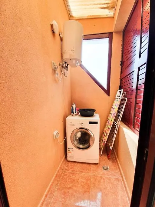 Piscina & Wifi. Sunny Apartement, Swimming Pool. Caleta De Fuste 0*,