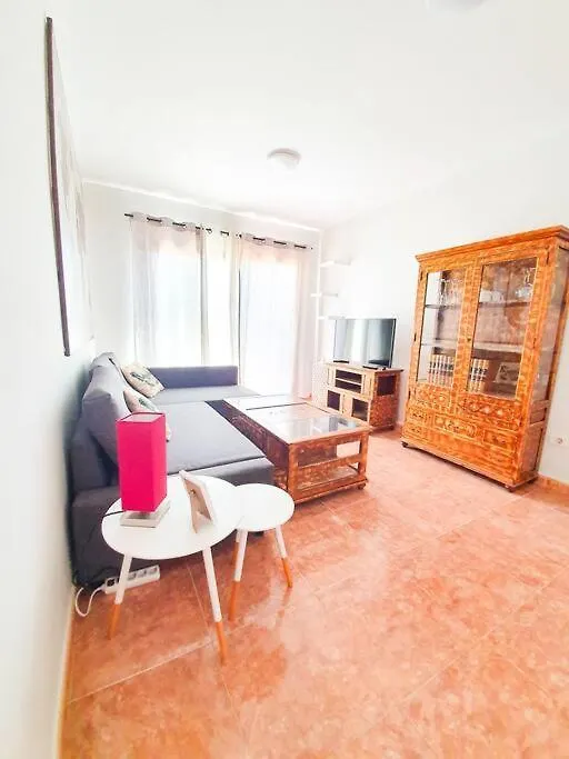 Piscina & Wifi. Sunny Apartement, Swimming Pool. Caleta De Fuste Apartment