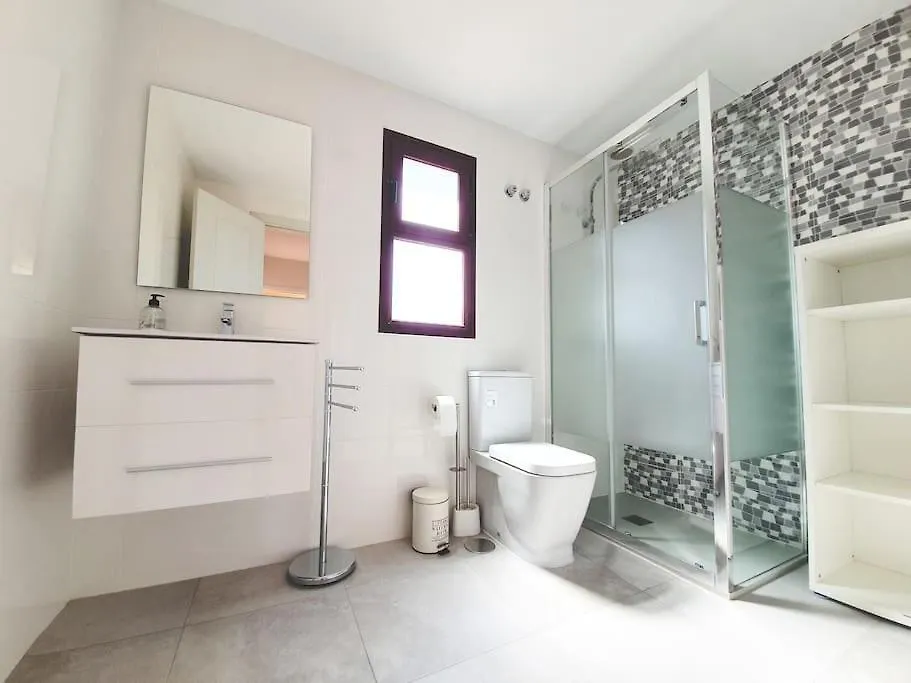 Apartment Piscina & Wifi. Sunny Apartement, Swimming Pool. Caleta De Fuste