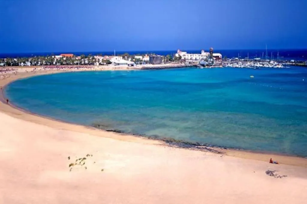 Piscina & Wifi. Sunny Apartement, Swimming Pool. Caleta De Fuste 0*,  Espanha